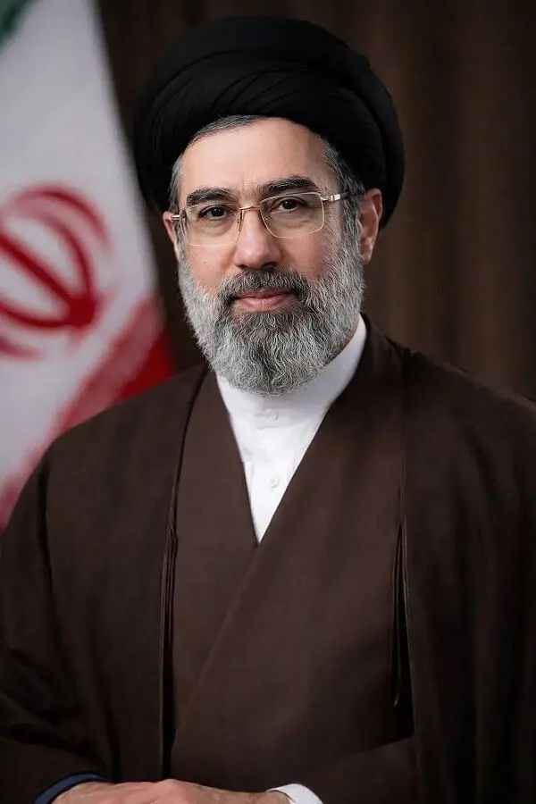 پیام مدیرعامل بانک ملت در پی انتخاب حضرت آیت الله سیدمجتبی خامنه ای به عنوان رهبر جمهوری اسلامی ایران