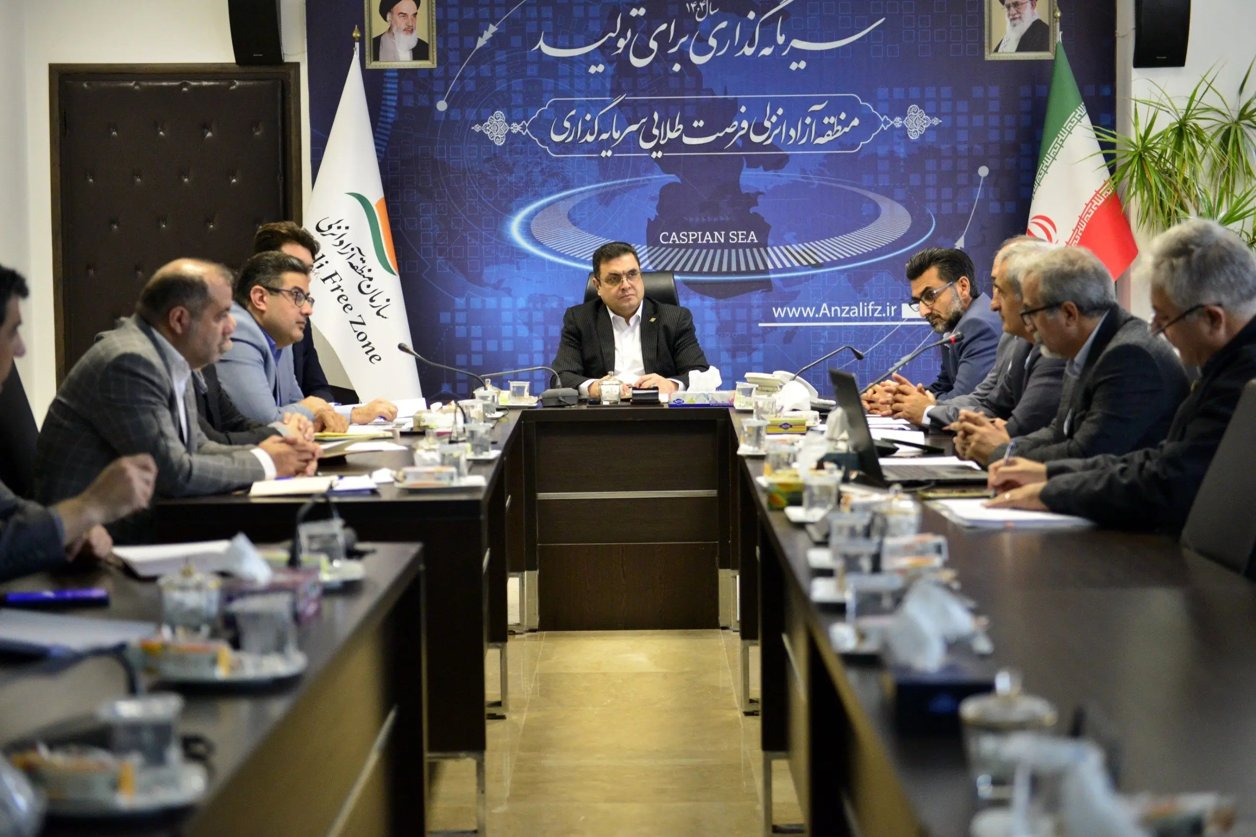 نشست هماهنگی اجرای طرح محاسبه تولید ناخالص داخلی منطقه آزاد انزلی برگزار شد