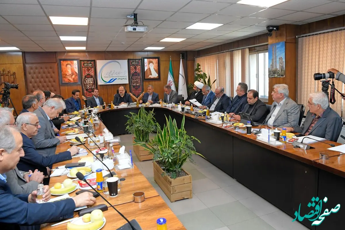 برگزاری شورای راهبردی پتروشیمی‌های منطقه ویژه اقتصادی پتروشیمی ماهشهر با محوریت مسئولیت اجتماعی