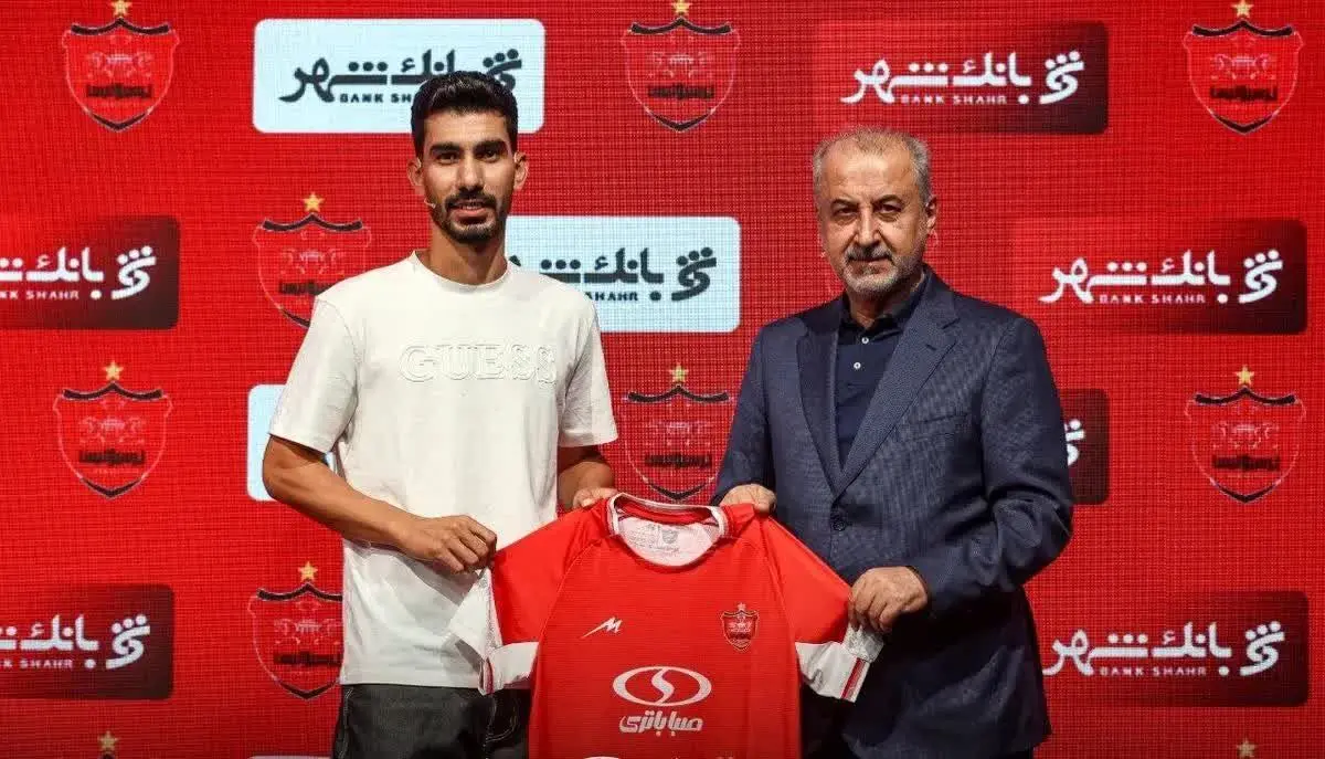  رضا شکاری در لیست مازاد پرسپولیس قرار گرفت