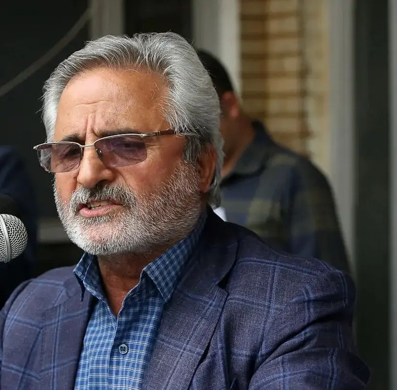 کارگران بخوانند | حسن صادقی: هزینه نرخِ بیمه بیکاری برای کارفرمای اخراج کننده کارگران را پنج برابر کنید