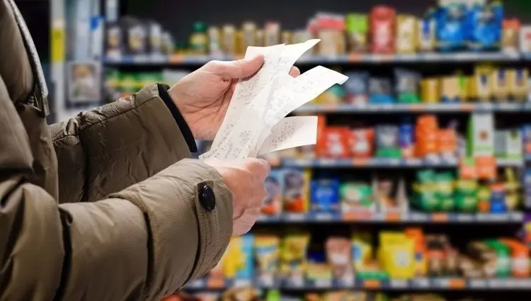 تورم مواد خوراکی به ۹۰ درصد رسید