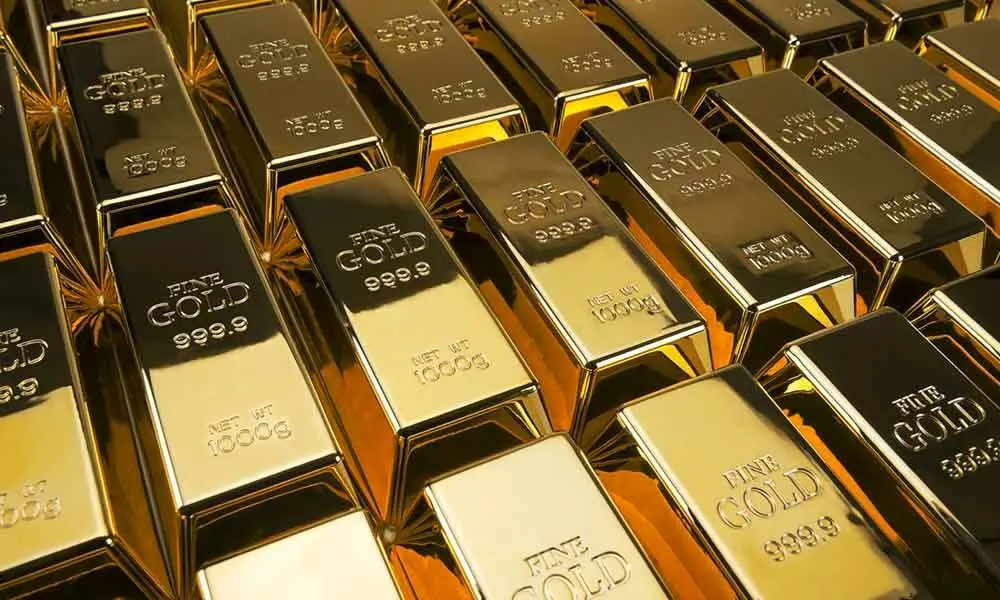 تازه ترین قیمت دلار، قیمت طلا و قیمت دینار امروز دوشنبه ۱۵ اردیبهشت ماه ۱۴۰۴