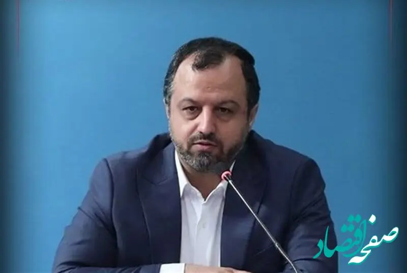 خط و نشان وزیر اقتصاد برای بررسی فرار مالیاتی 
واردکنندگان  آیفون+جزئیات 