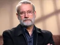 این تیپ خاص علی لاریجانی با عینک دودی حسابی خبرساز شد + ببینید