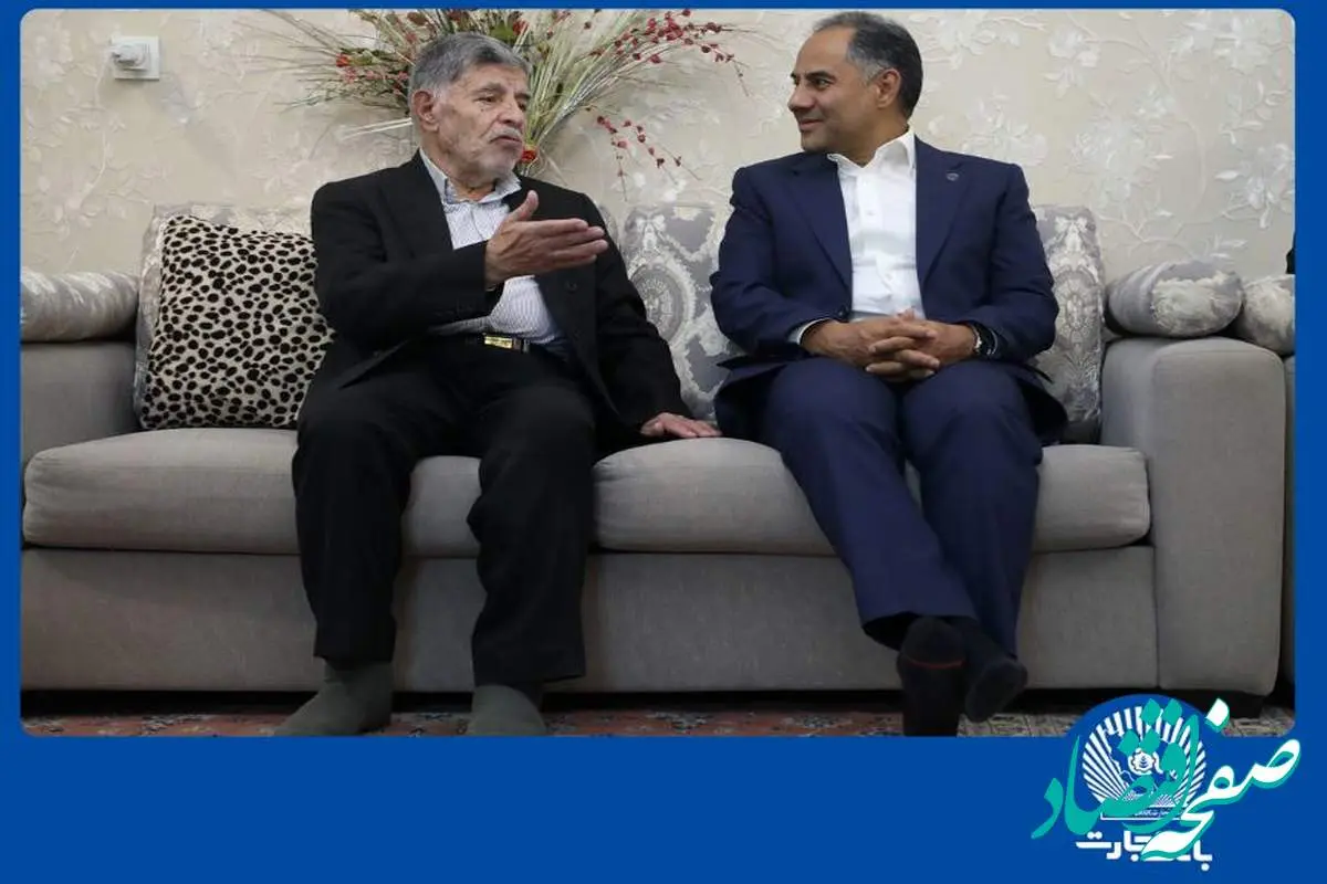 پیشرفت و سربلندی امروز کشور و بانک تجارت، مرهون خون شهدا و فداکاری ایثارگران است