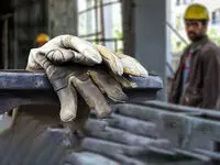 ثابت ماندن مزد، ظلم به کارگر است / ترمیم دستمزدآنها باید از مهرماه اجرا شود