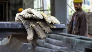 ثابت ماندن مزد، ظلم به کارگر است / ترمیم دستمزدآنها باید از مهرماه اجرا شود