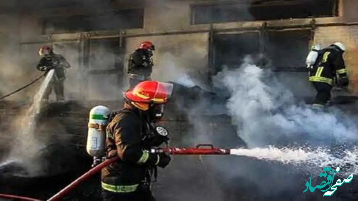 آتش سوزی بازار قدیم قشم پس از ۱۴ ساعت مهار شد