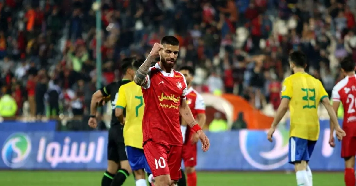 سرباز پرسپولیسی در لیست تیم ملی هست ؟