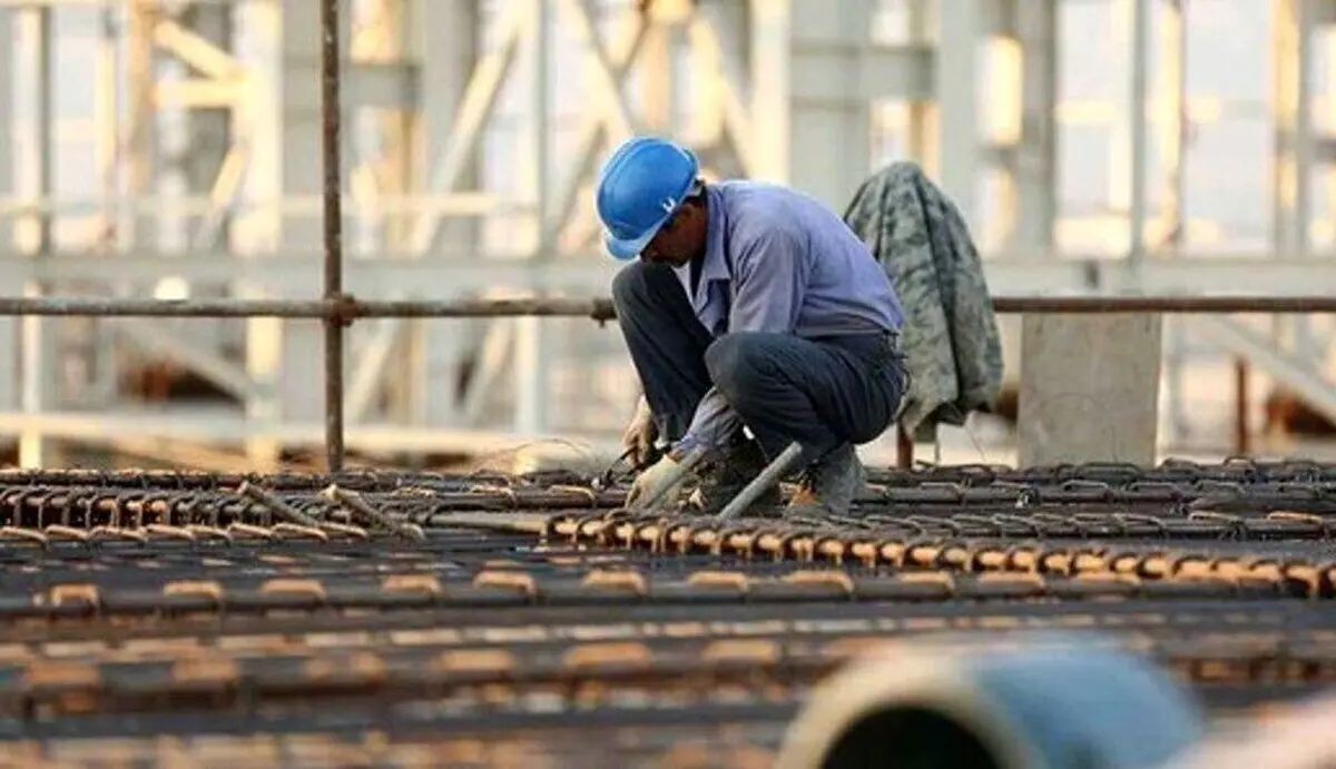نمایندگان مجلس بندهای ضد کارگری برنامه هفتم را تصویب نکنند | هشدار جدی درباره افزایش سن و سابقه بازنشستگی
