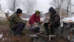 زمان پخش و تکرار سریال ماه بالای سر آبادی از شبکه ۲