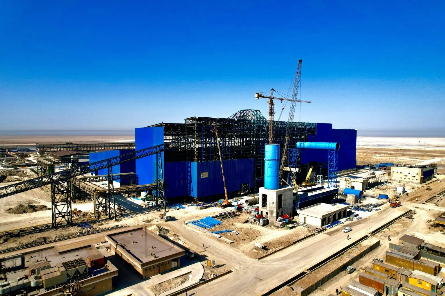 فولاد شادگان نیروگاه ۳۶۰ مگاواتی احداث می کند / پیشرفت بیش از ۸۵ درصدی فاز یک فولادسازی

