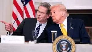 وقتی وزیر خزانه داری آمریکا تفاوت بین نفت و بنزین را نمی‌فهمد