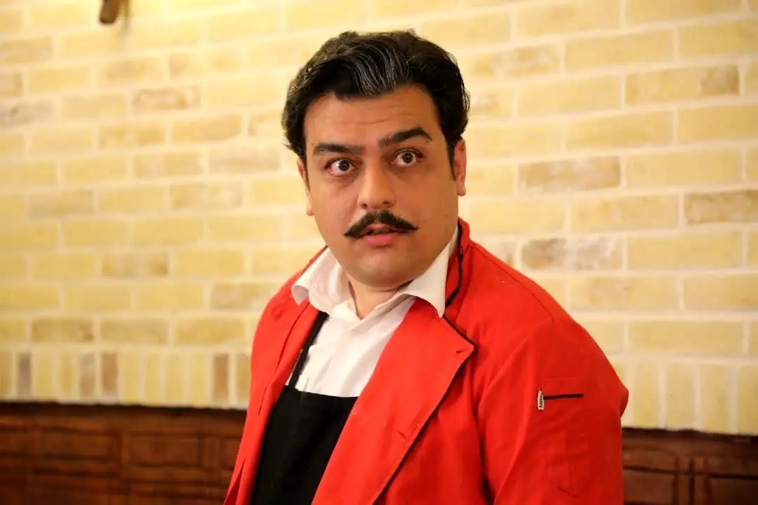 در فیلم " پهلوان هرگز نمی میرد " انگار با پدرم حرف می زدم