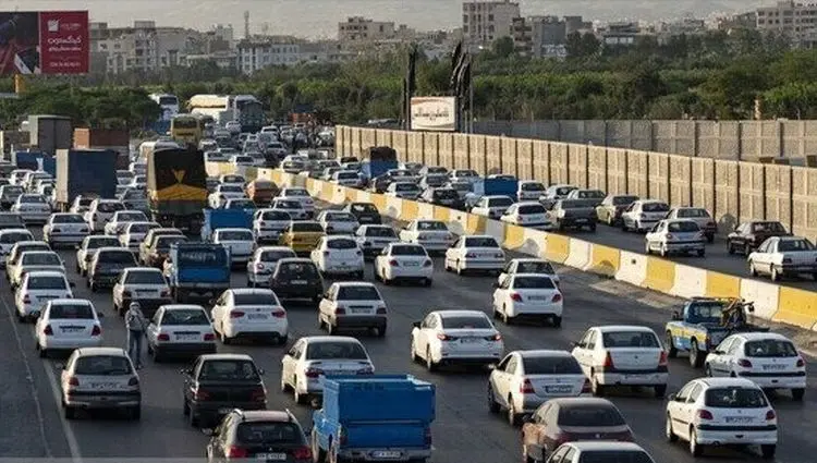 آخرین وضعیت ترافیک سنگین در آزادراه کرج-تهران