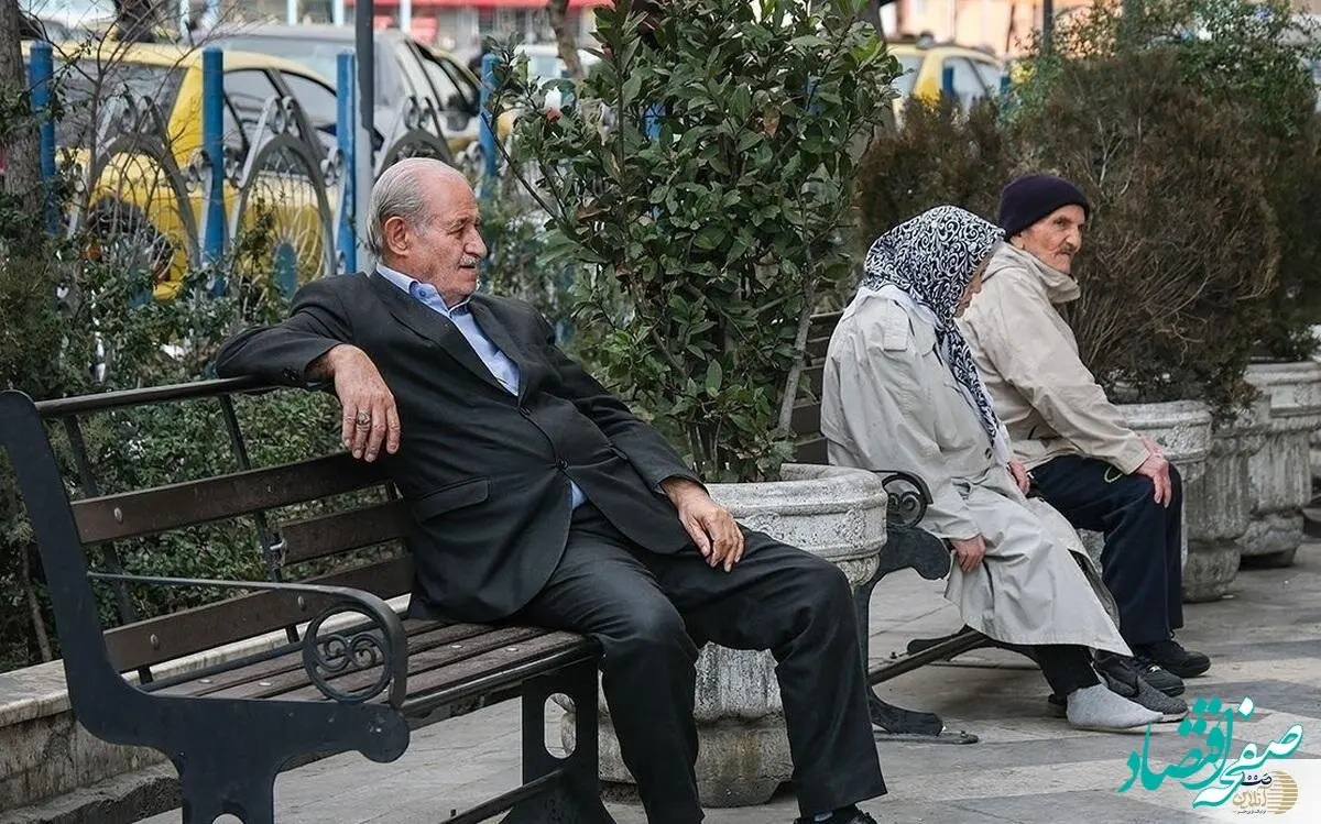 مشکل بیمه تکمیلی بازنشستگان کشوری و فرهنگیان حل می‌شود؟