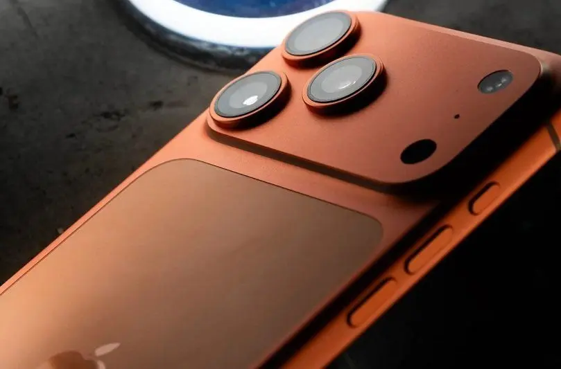 قیمت گوشی سامسونگ، شیائومی و آیفون امروز جمعه ۷ آذر ۱۴۰۴