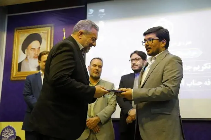 سید علی موسوی مدنی به سمت سرپرست ادارهکل تأمیناجتماعی استان قم منصوب شد