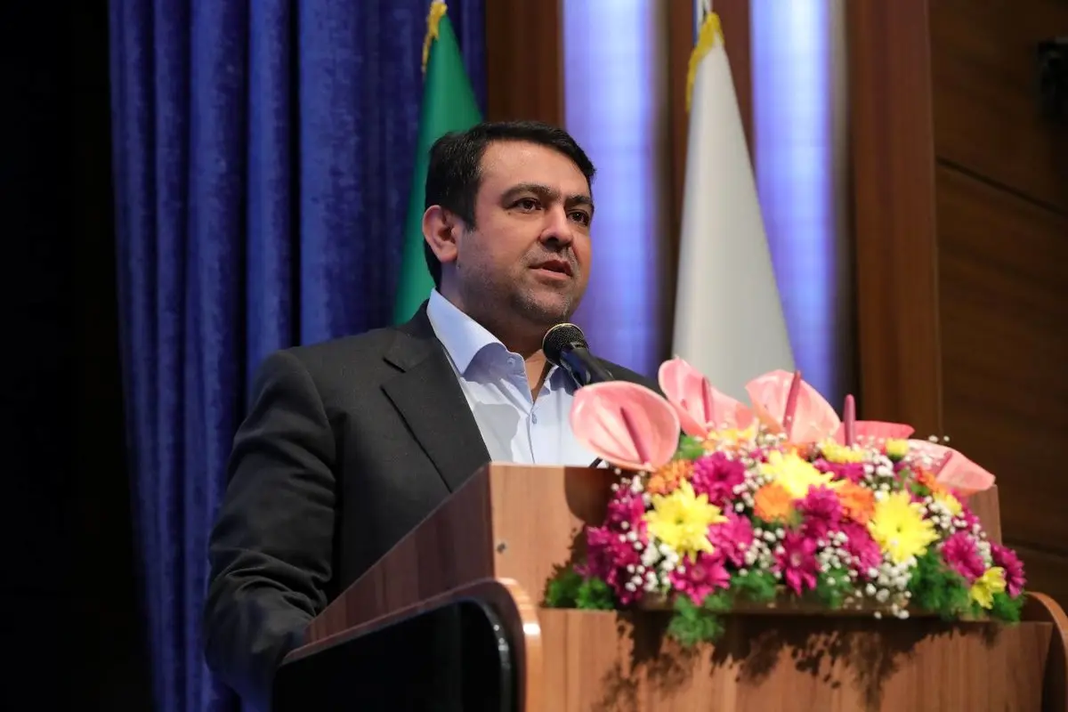 تاکید مدیرعامل بانک ملی ایران بر آموزش نیروی جوان و متخصص، انتصابات شفاف و کارآمد و معیشت کارکنان در سال جاری