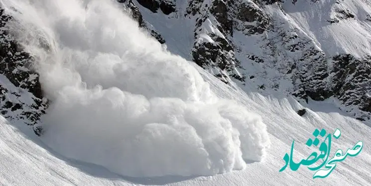 مراقب ریزش بهمن در جاده چالوس باشید