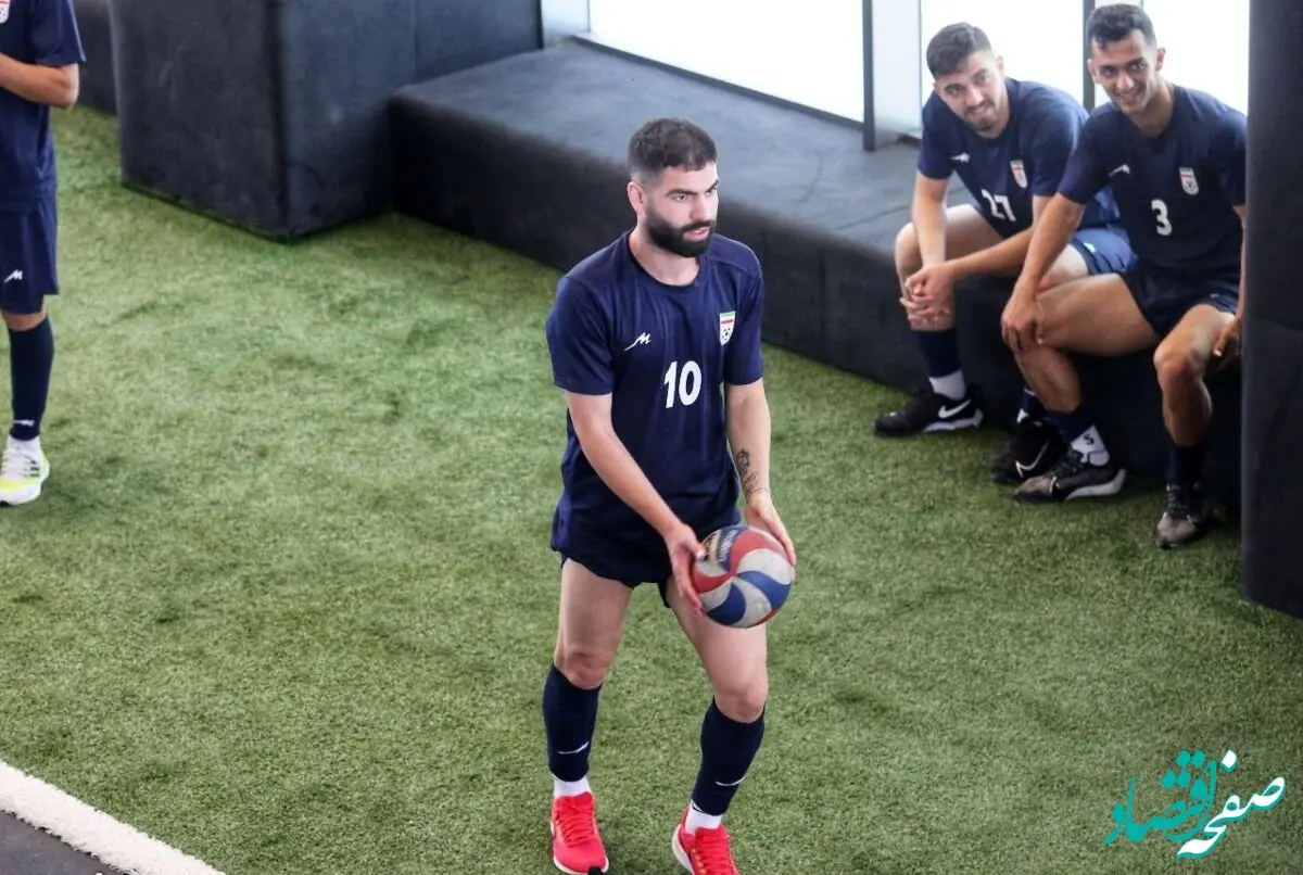 آبی ها بین دو ملی پوش یکی را می خواهند