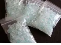 کشف 43 کیلو «شیشه» در ظروف تزئینی