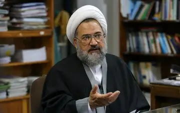 باید به کف خیابان رفت | اخلاق کاربردی می‌نویسند اما فحش راهبردی می‌دهند! | حجاب جوششی