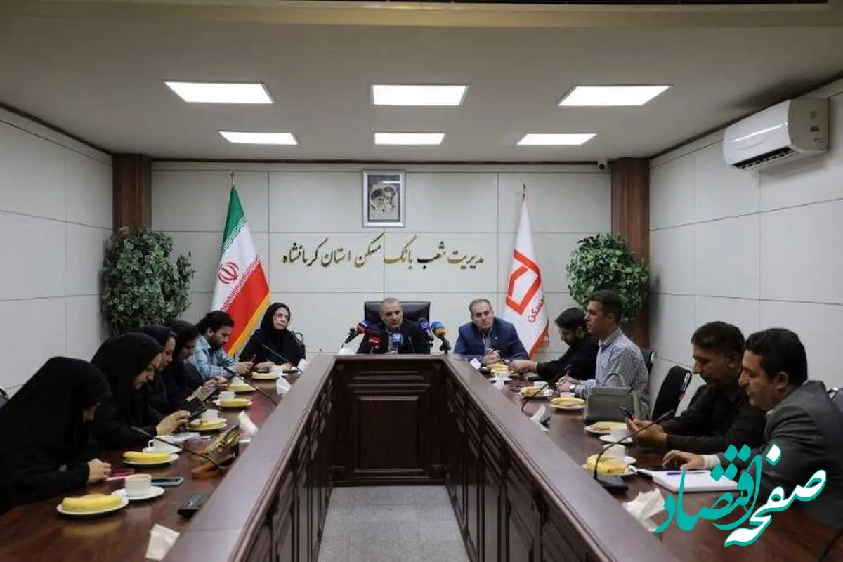 تحویل بیش از ۱۸۰۰ واحد نهضت ملی به متقاضیان/ پرداخت به موقع اقساط، توان تسهیلات دهی بانک مسکن را افزایش می دهد