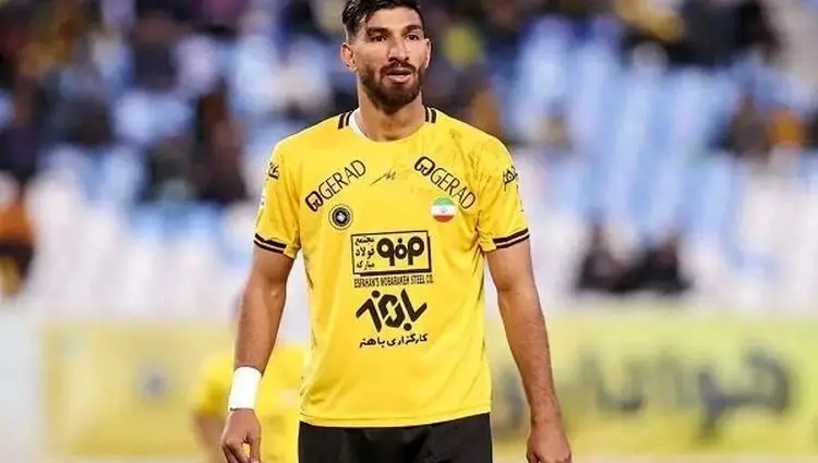 پیام مهم لژیونر ایرانی به هواداران: در ایران به پرسپولیس می‌آیم