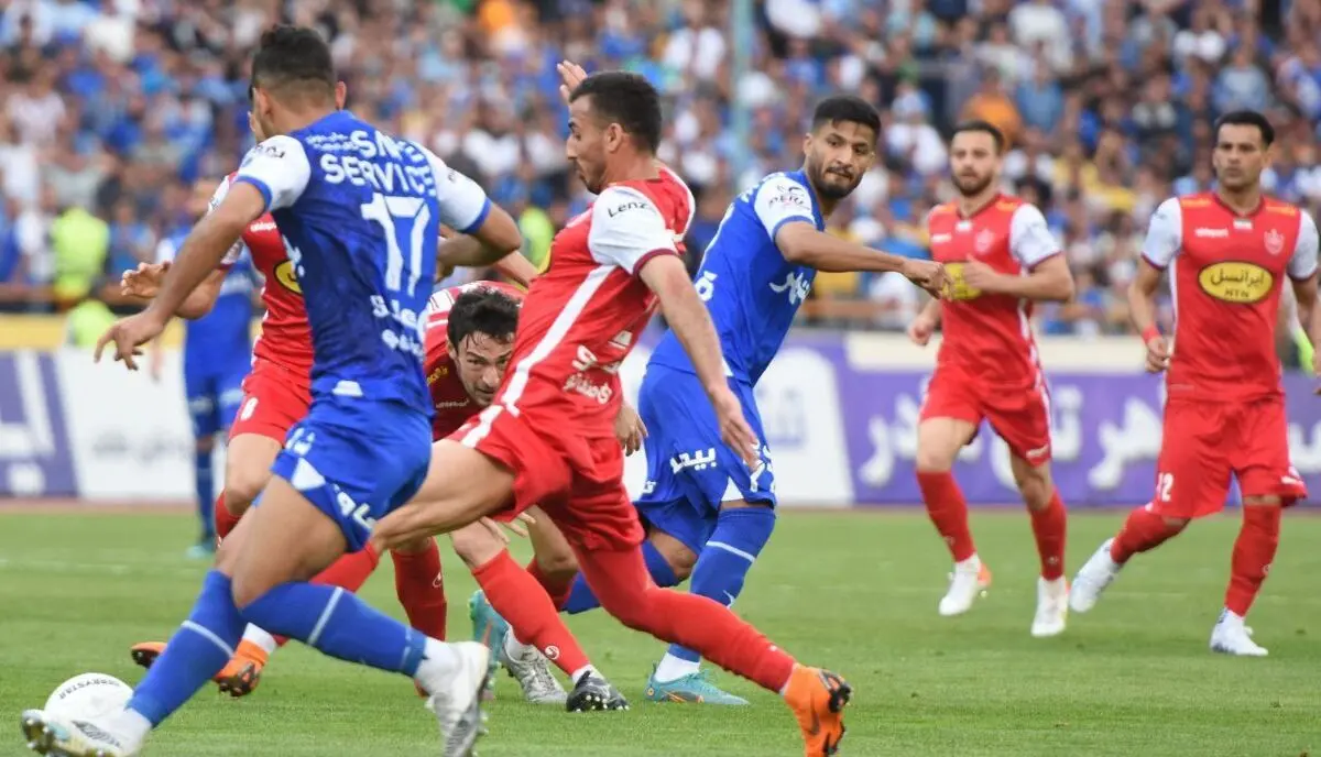 کشمکش میان استقلال وپرسپولیس برای تاریخ برگزاری دربی بالا گرفت / تاریخ بازی استقلال عوض می شود ؟ 
