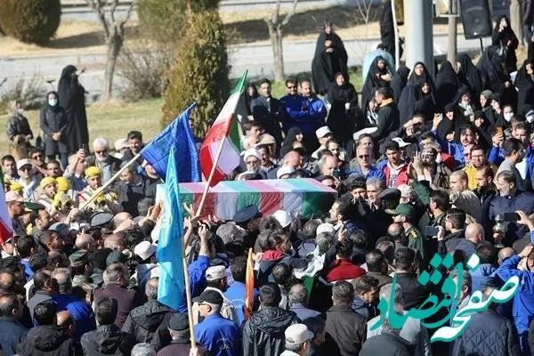 برگزاری مراسم باشکوه تشییع و تدفین شهید گمنام در شرکت پتروشیمی شازند