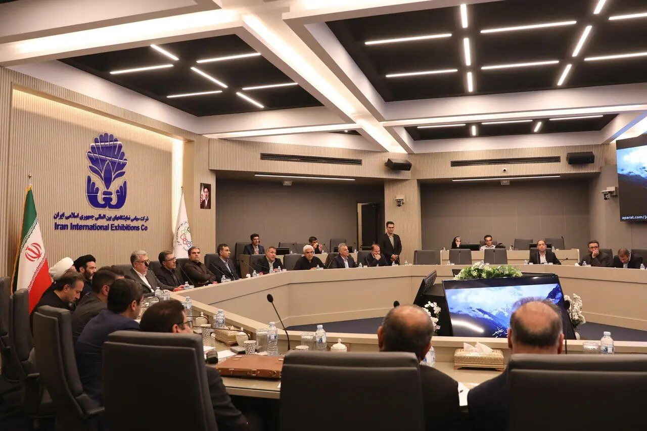 وضعیت واردات خودرو و تجارت خارجی زیر ذره‌بین مجلس