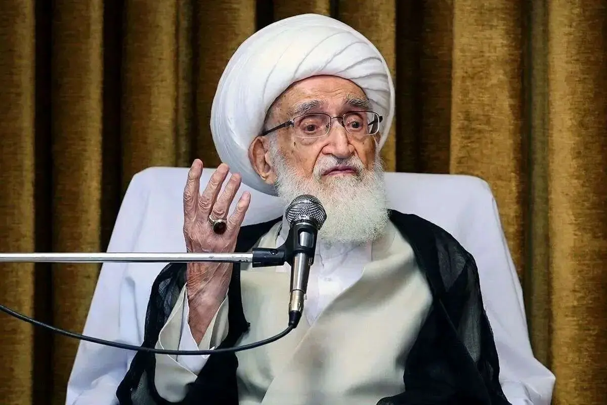 آیت الله نوری همدانی هم صدا با مردم شد