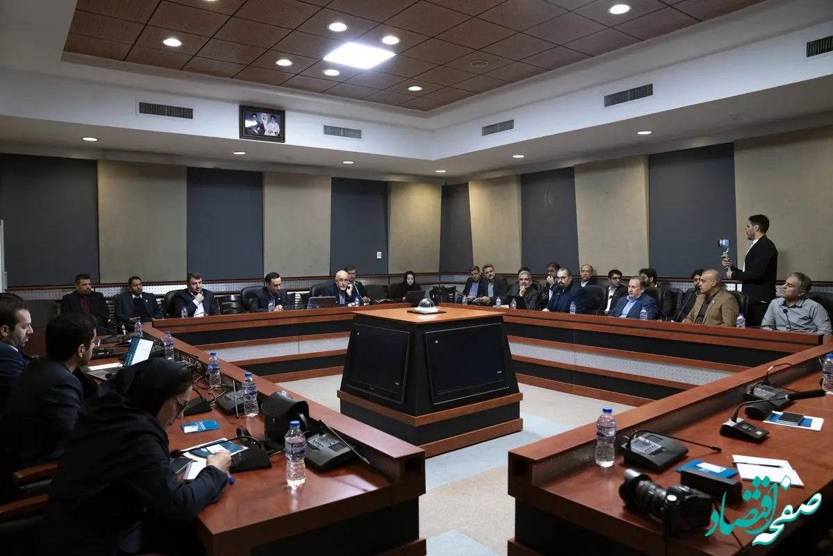 انفجار بزرگ در بازار داخلی‌ها با اختصاص ۲ درصد از فروش شرکت‌های هلدینگ خلیج‌فارس به تحقیق‌وتوسعه