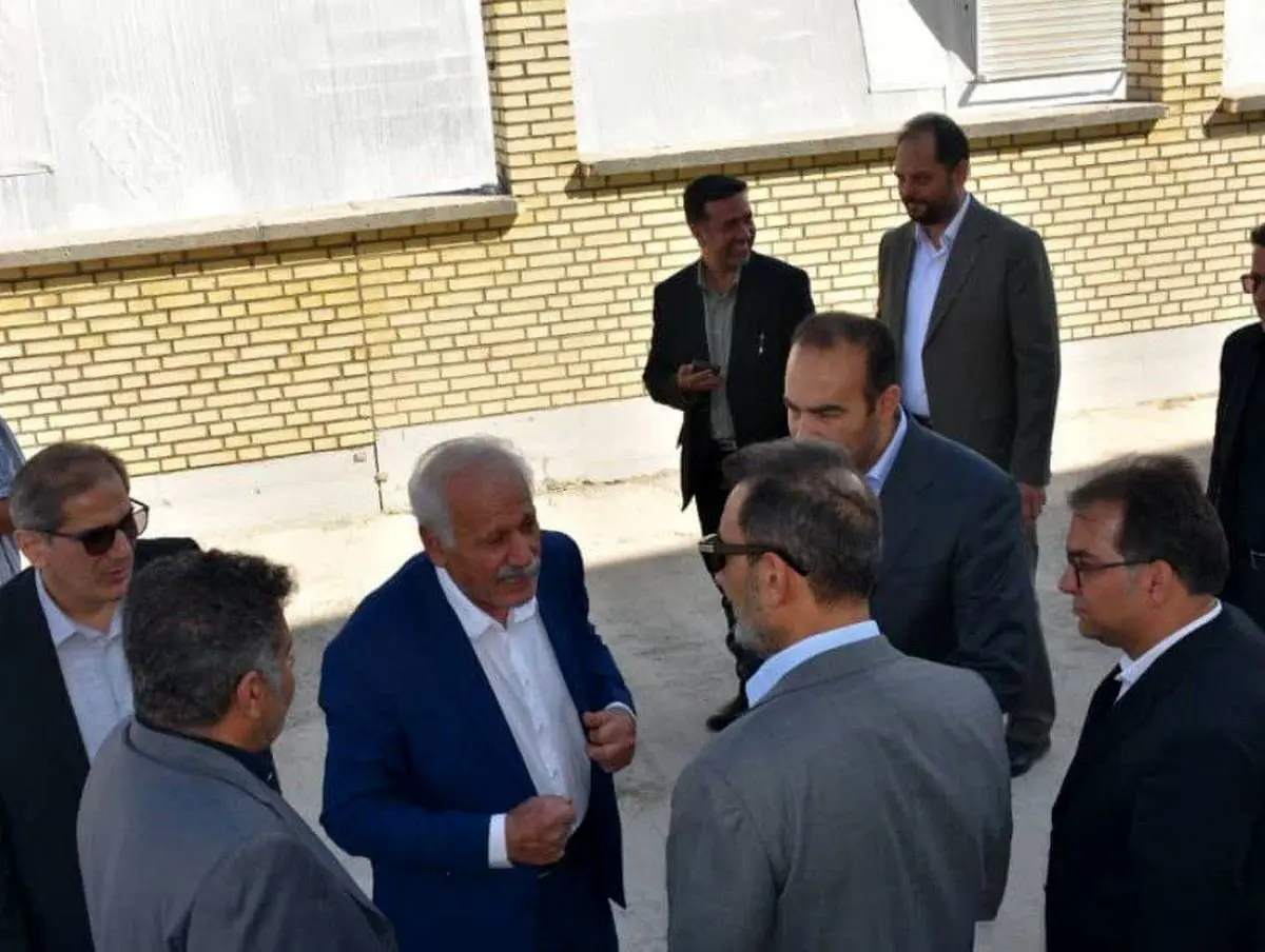 بازدید رئیس هیات عامل ایمیدرو از ظرفیتهای صنعتی و معدنی شهرستان فسا استان فارس/تشویق سرمایهگذاران بخش خصوصی به توسعه صنایع آهکی و بررسی چالشهای معدن و صنایع معدنی شهرستان فسا