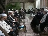 عکس | تصاویری متفاوت از نوه و نتیجه امام خمینی در مراسم عزاداری فوت عروس ارشد امام (ره)