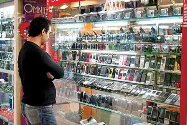 قیمت انواع تلفن همراه امروز دوشنبه ۲۶ آذر ۱۴۰۳