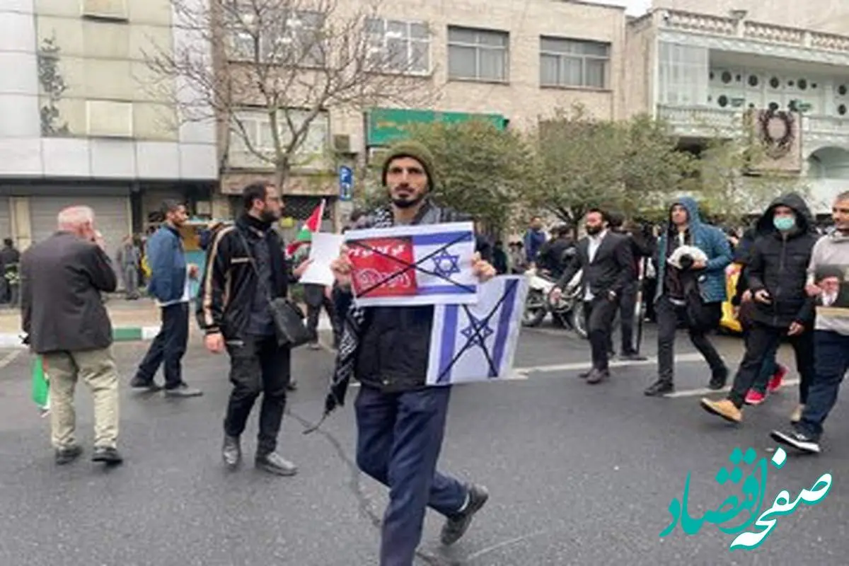 از غوغای تصویر خوش و بش سردار معروف سپاه با یک شهروند در راهپیمایی ۱۳ آبان تا چهره های سیاسی که به خیابان ها آمدند