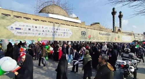حضور و مشارکت‌ گسترده فعالان صنعت بیمه کشور در راهپیمایی ۲۲ بهمن تهران