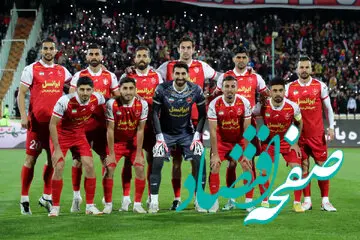 یک عکس پرسپولیسی | پرسپولیس بالاتر از تیم ملی