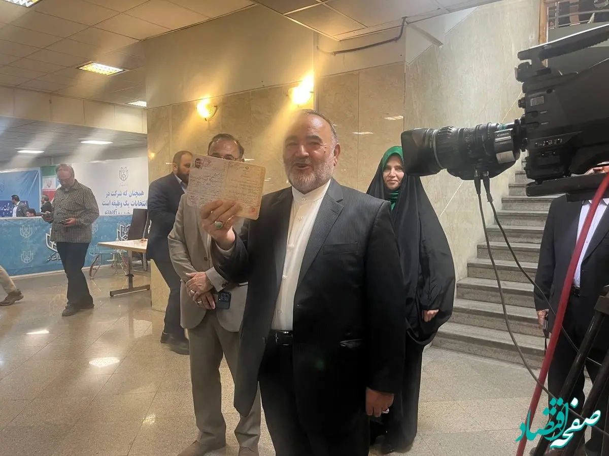 این فرمانده نظامی برای انتخابات ۱۴۰۳ ریاست جمهوری به میدان آمد + عکس