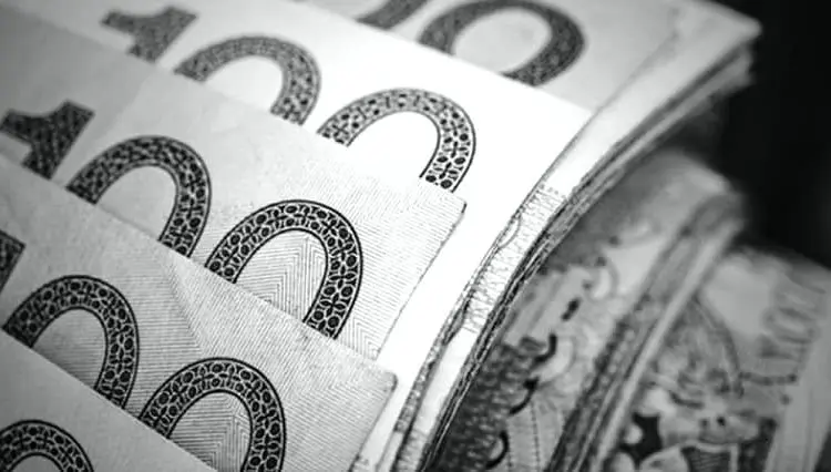 جدیدترین قیمت دلار آزاد امروز پنجشنبه ۷ فروردین ۱۴۰۴ + جدول قیمت + قیمت دلار آمریکا