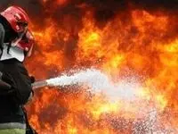 آخرین خبر از وضعیت آتش سوزی مهیب در پاساژ سنندج/ ۲۰ مغازه در آتش سوختد