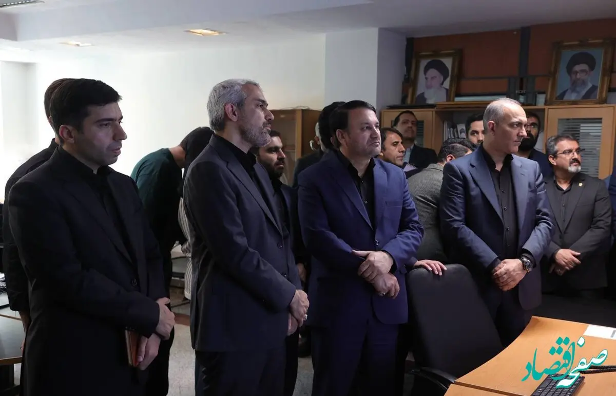 بازدید وزیر اقتصاد از مرکز داده‌های بانک سپه
