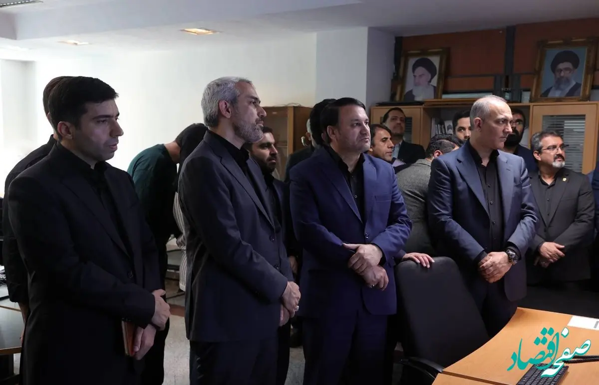 بازدید وزیر اقتصاد از مرکز داده‌های بانک سپه