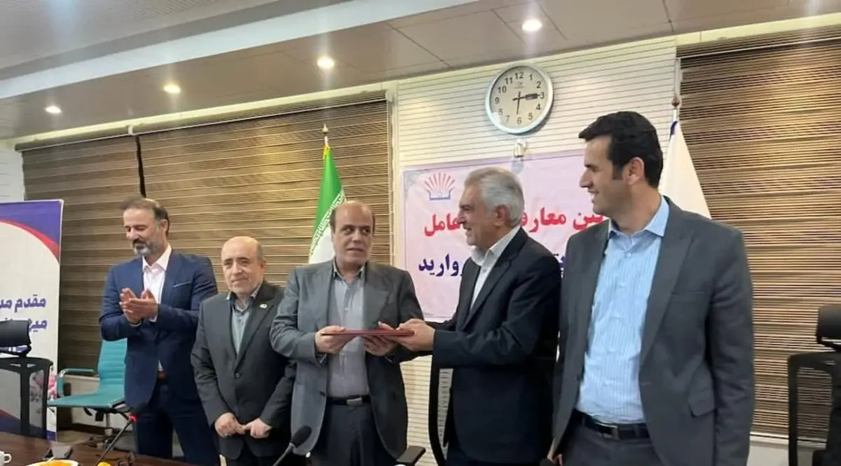 مراسم معارفۀ مدیر عامل شرکت پتروشیمی مروارید در مجتمع این شرکت برگزار شد