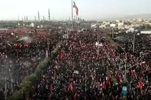 از جمکران تا حرم؛ قم میزبان چهارمین روز وداع با رهبر شهید انقلاب+فیلم