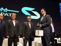 مدال جشنواره محصول برتر سال 1402 به پلتفرم «سیپات» بانک سینا رسید