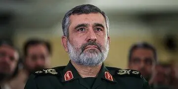 تصویری از واکنش خاص فرمانده بلندپایه سپاه به سخنان رهبر انقلاب درباره انتقام از اسرائیل